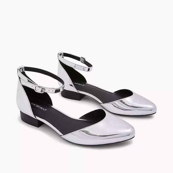 Lane Bryant Dream Cloud Metallic Silver Ankle Strap Low Heels - NWT - Size 9W - Picture 1 of 11